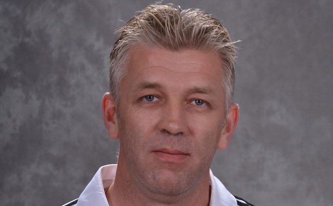 Kelemen Attila visszavonul