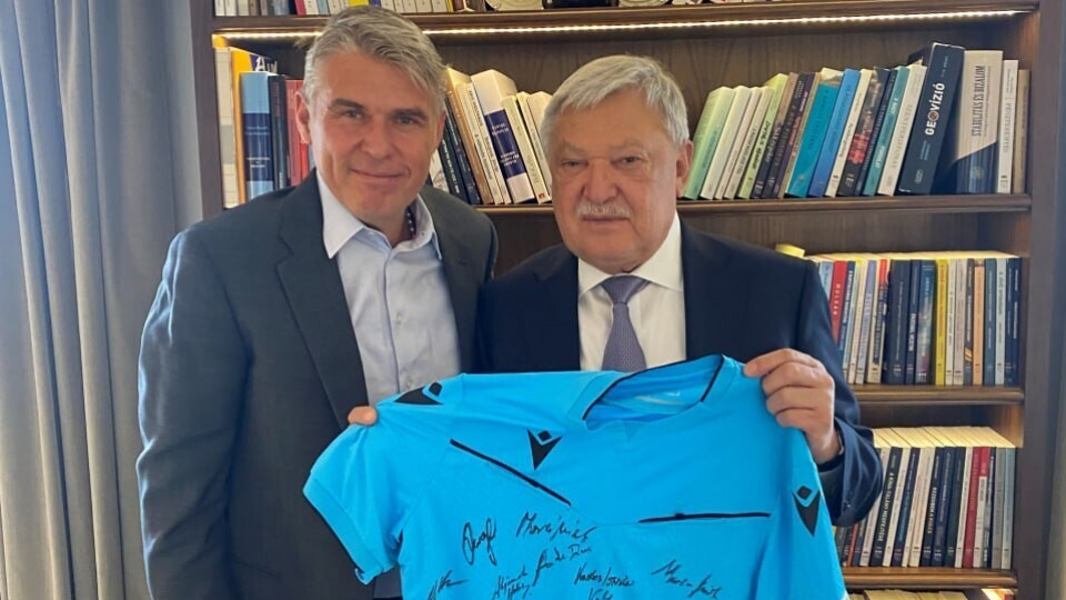 Hanacsek fényezheti a semmit!
