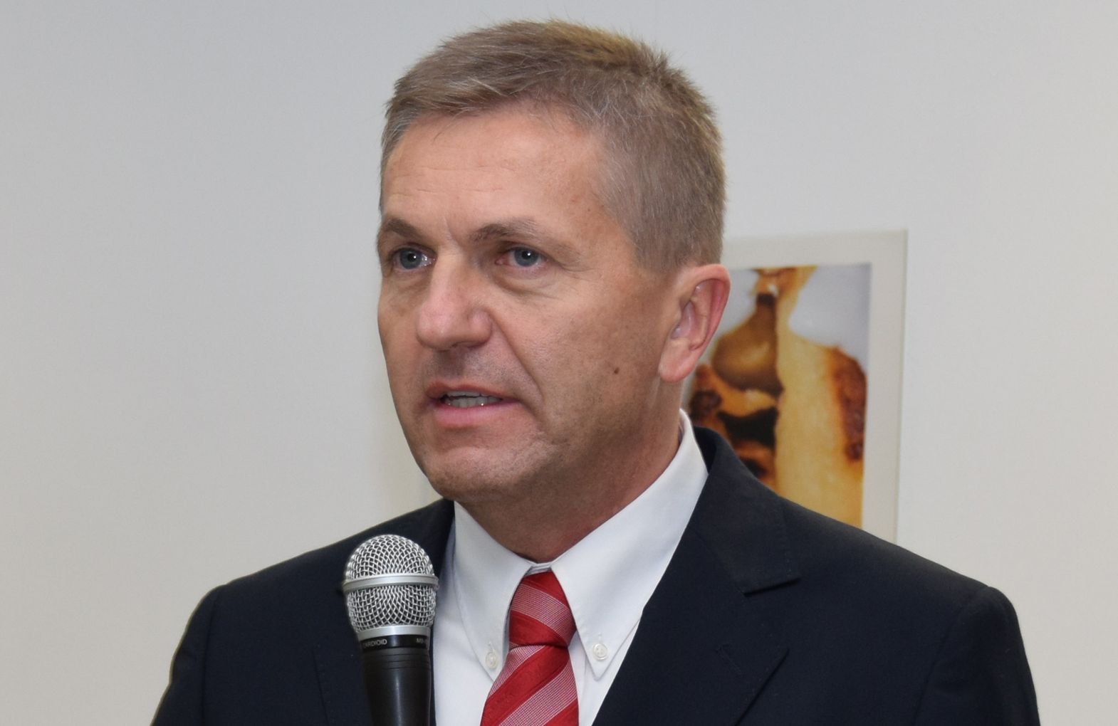 Vámos Ciprusra utazott