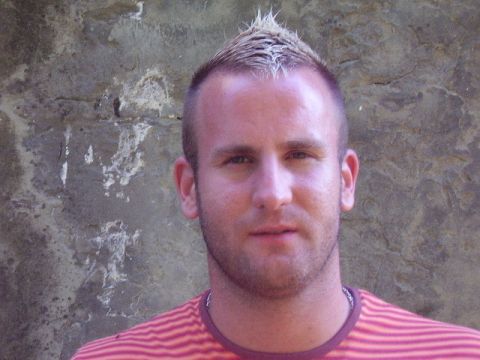 Lakics  Péter