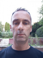 Kruller András