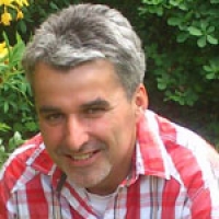 Szente  Róbert
