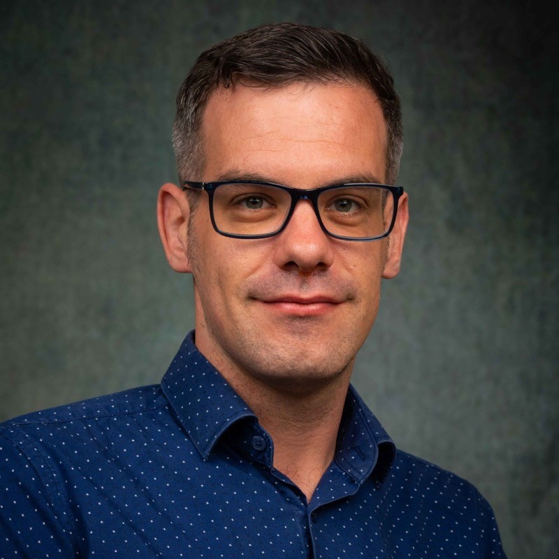 dr. Bencze  András