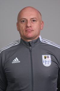 Csákány István